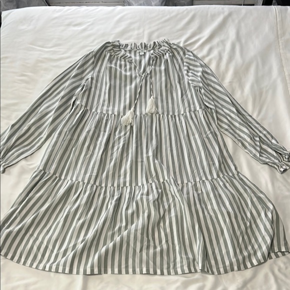 dip Sage/White Striped Tiered Oversized Dress - Picture 1 of 4